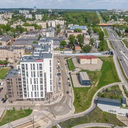 Hollylodz Netflix לודז'