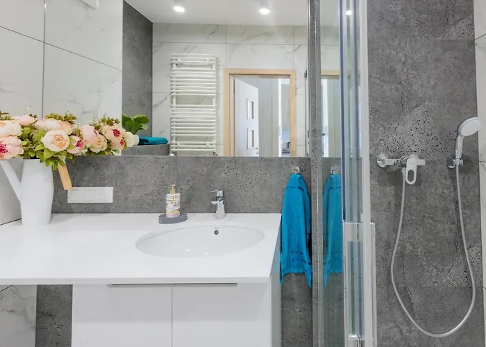 Hollylodz Netflix דירה *