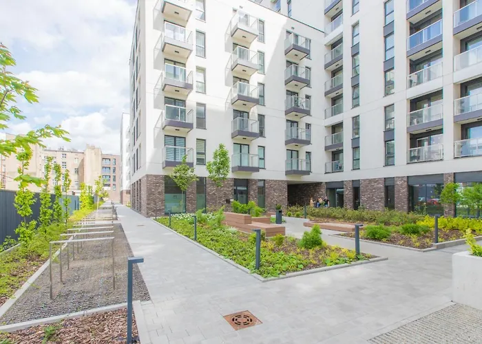 Hollylodz Netflix דירה *